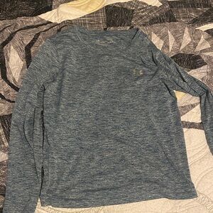 Under Armour Heathered Blue Long Sleeve Top